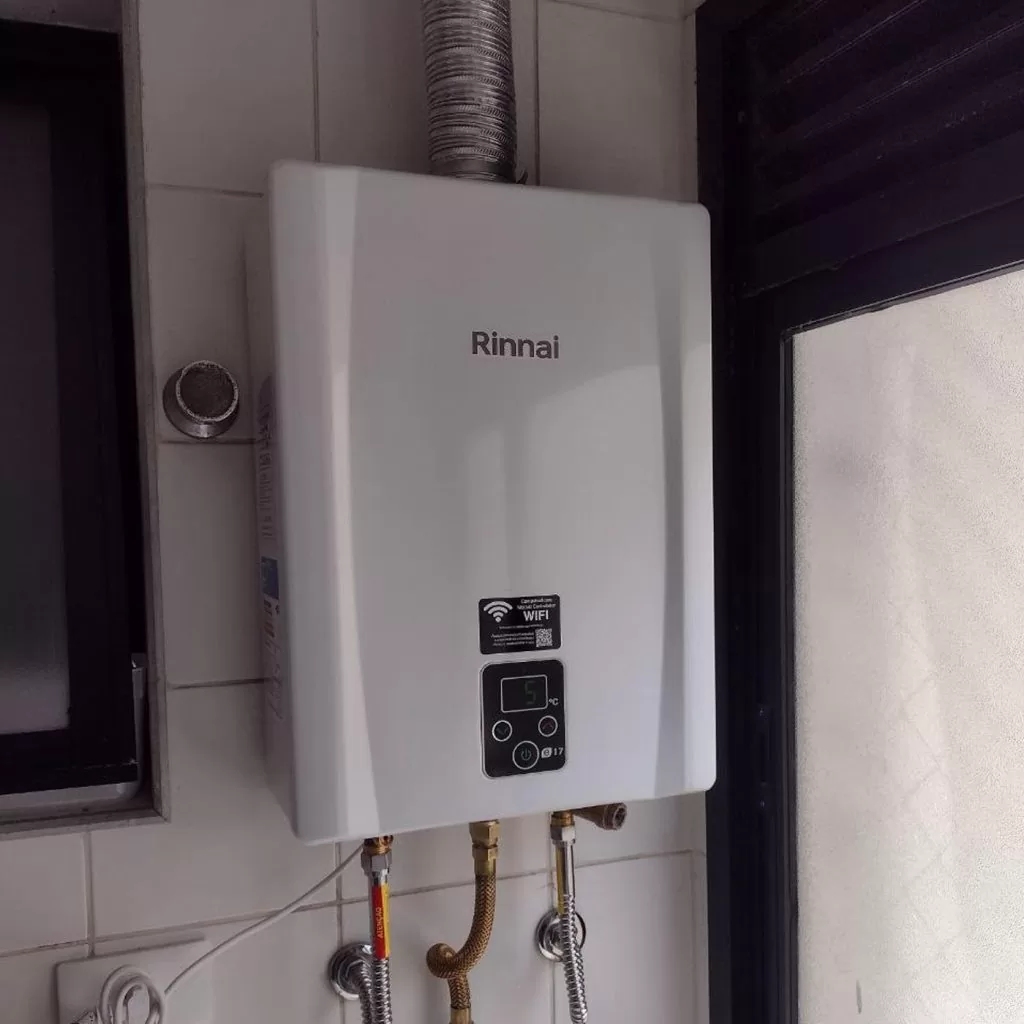 Ajustar corretamente a temperatura ideal aquecedor a gás Rinnai não é apenas uma questão de conforto, mas também de eficiência e segurança.